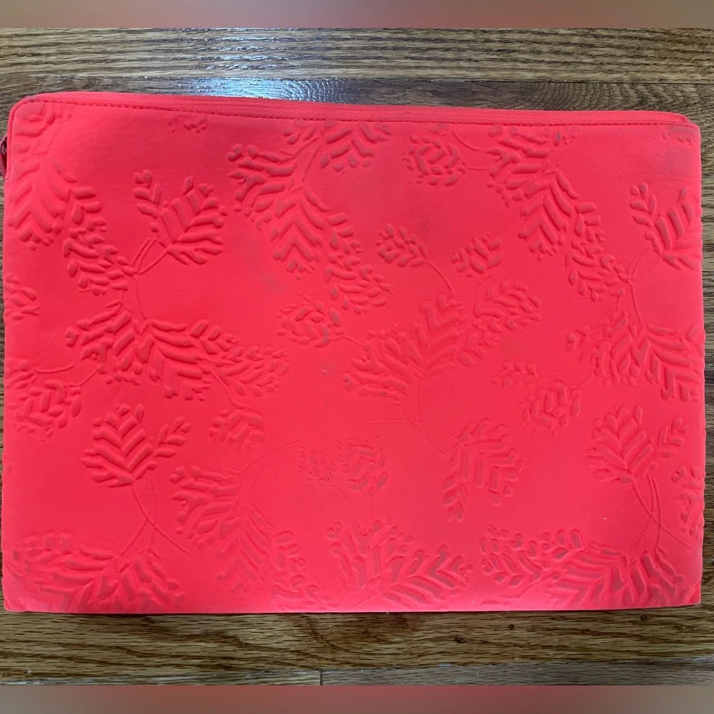 Embossed Tablet Sleeve